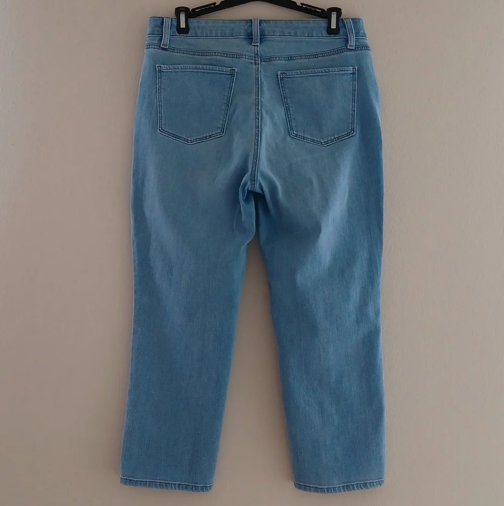 TALBOTS Flawless Straight Crop Blue Jeans Capri, size 8P - Picture 2 of 14